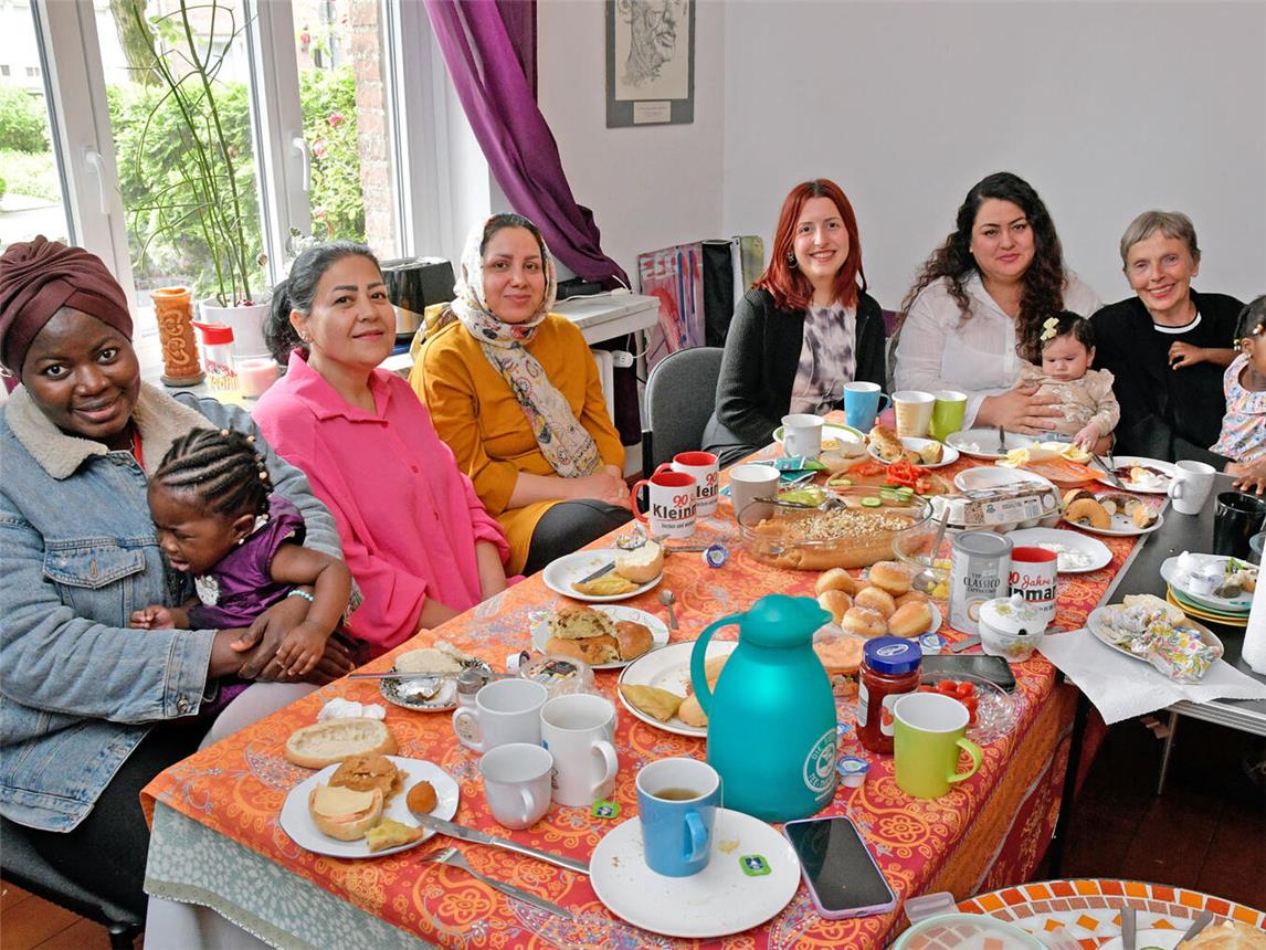 Gemütlich war es beim Frühstück. Neue Frauen sind jederzeit willkommen. NN-Foto: Rüdiger Dehnen