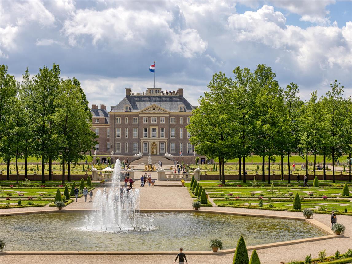 In den Sommermonaten ist der Schlossgarten ein großer Spielplatz und es gibt viele spannende Aktivitäten für die Besucher.